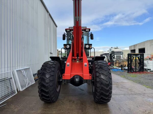 Mammut TL4000 Telescopic Loader, 180HP Cummins - Image 16
