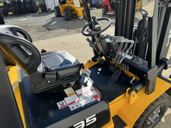 Summit K35 3.5T Dual Fuel Forklift - Image 5