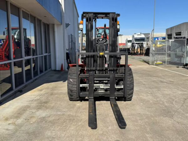 Mammut H35F Rough Terrain Forklift - Image 6