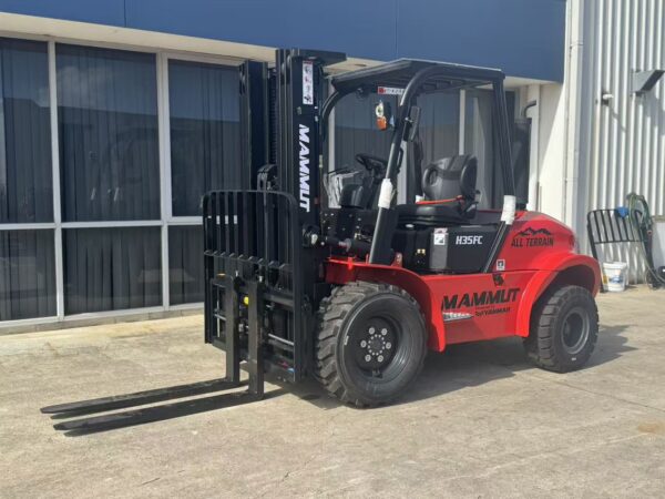 Mammut H35F Rough Terrain Forklift Yanmar Engine 3 Stage 4.5m Container Mast Side-Shift & Positioner