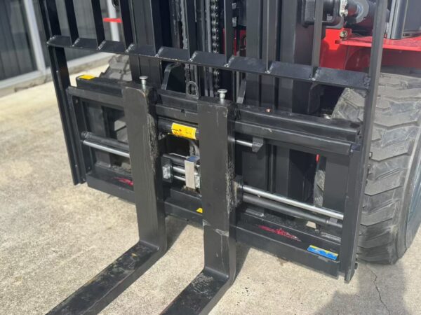 Mammut H35F Rough Terrain Forklift Yanmar Engine 3 Stage 4.5m Container Mast Side-Shift & Positioner - Image 10