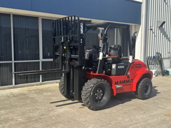 Mammut H35F Rough Terrain Forklift Yanmar Engine 3 Stage 4.5m Container Mast Side-Shift & Positioner - Image 6