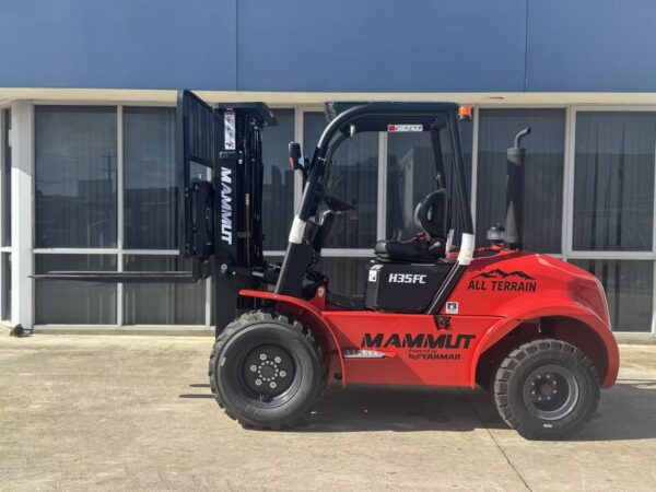 Mammut H35F Rough Terrain Forklift Yanmar Engine 3 Stage 4.5m Container Mast Side-Shift & Positioner - Image 7