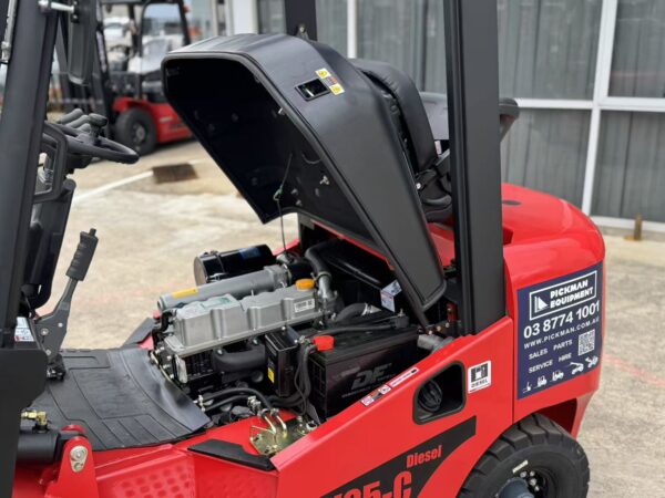 Summit K25C 2.5 Ton Diesel Forklift (3m, 2 stage) - Image 22