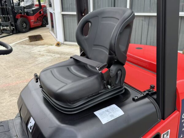 Summit K25C 2.5 Ton Diesel Forklift (3m, 2 stage) - Image 14