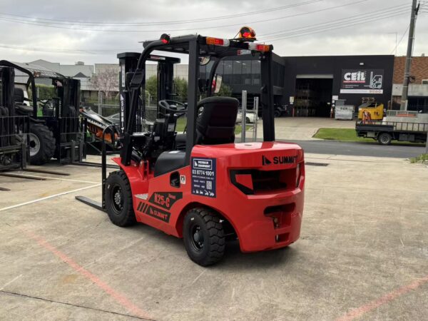 Summit K25C 2.5 Ton Diesel Forklift (3m, 2 stage) - Image 6