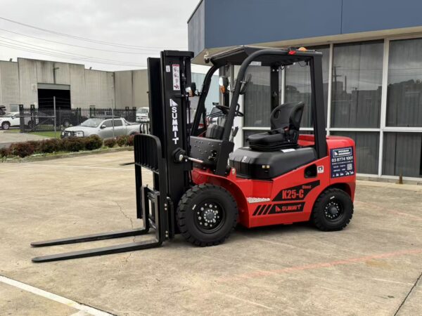 Summit K25C 2.5 Ton Diesel Forklift (3m, 2 stage)