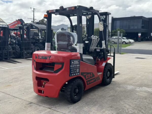 Summit K25C 2.5 Ton Diesel Forklift (4.5m, 3 Stage) - Image 7