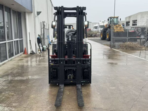 Summit K35C 3.5 Ton Diesel Forklift (4.5m, 3 Stage) - Image 7