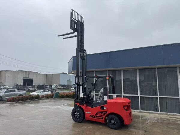 Summit K35C 3.5 Ton Diesel Forklift (4.5m, 3 Stage) - Image 6