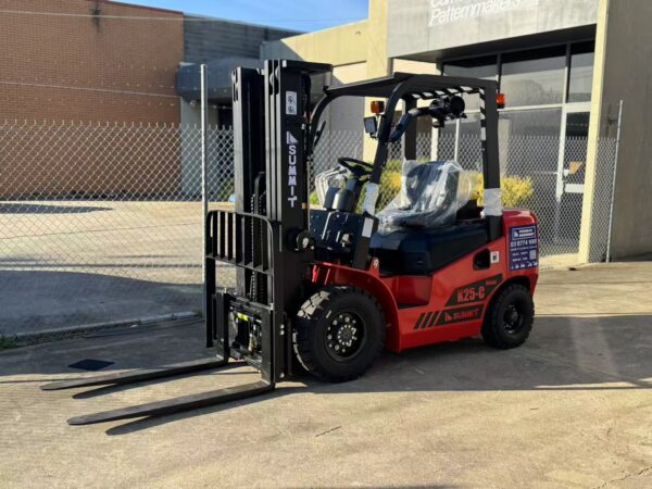 Summit K25C 2.5 Ton Diesel Forklift (4.5m, 3 Stage) - Image 6