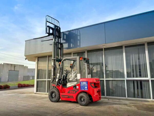 Summit K25C 2.5 Ton Diesel Forklift (4.5m, 3 Stage) - Image 5