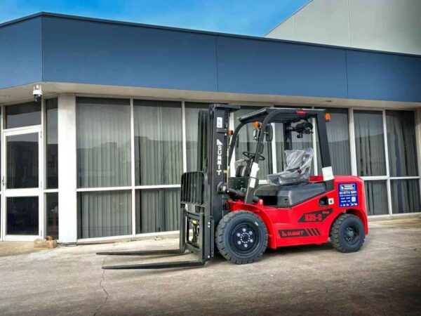 Summit K35C 3.5 Ton Diesel Forklift (4.5m, 3 Stage)
