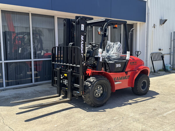 Mammut H35FC Rough Terrain Forklift - Image 2