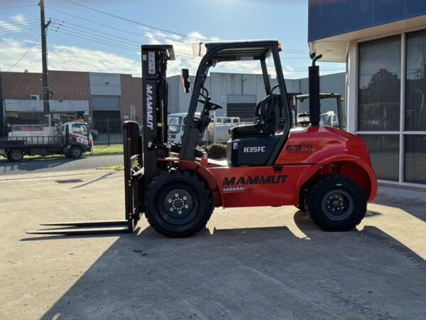 Mammut H35FC Rough Terrain Forklift - Image 3