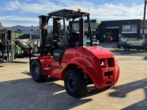 Mammut H35FC Rough Terrain Forklift - Image 5