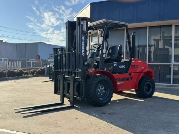 Mammut H35FC Rough Terrain Forklift