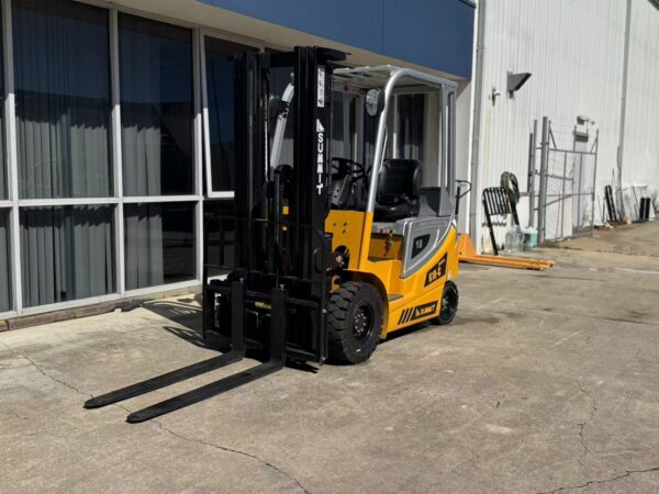 Summit K18E 1.8 Ton Lithium Electric Forklift (4.5m, 3 Stage) - Image 4