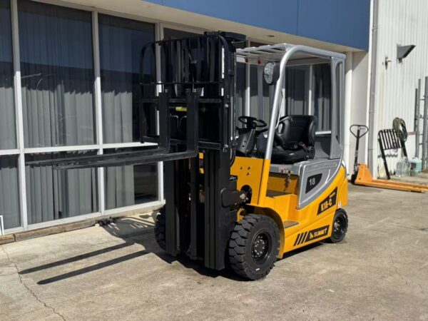 Summit K18E 1.8 Ton Lithium Electric Forklift (4.5m, 3 Stage) - Image 2