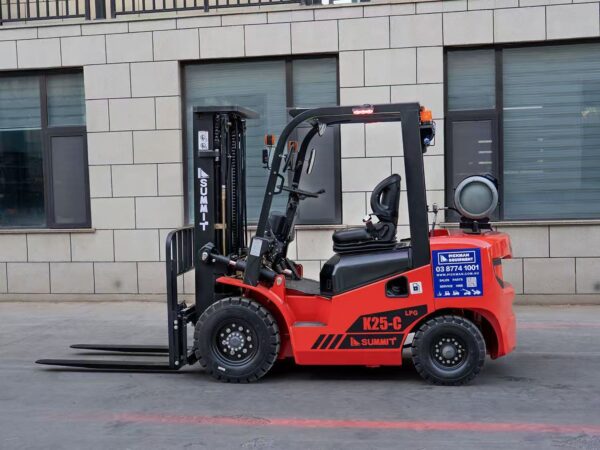 Summit K25L 2.5 Ton LPG Dual Fuel Forklift With Nissan Engine (4.5m, 3 Stage) - Image 3