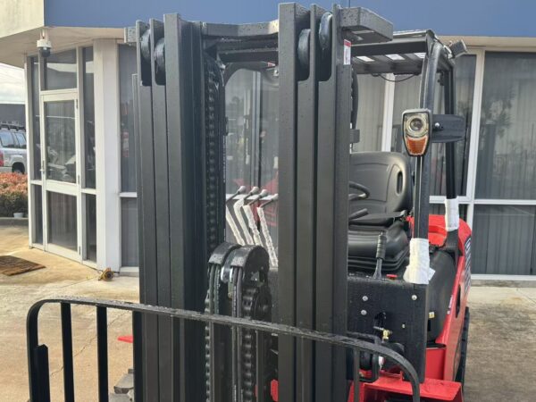 Summit K45D 4.5 Ton Diesel Forklift With Yanmar Engine (4.5m, 3 Stage) - Image 8