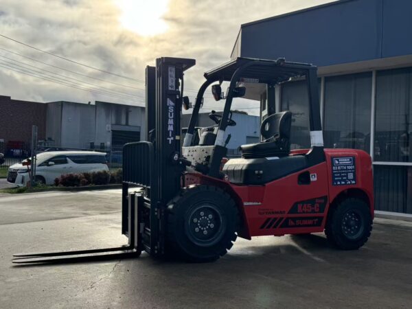 Summit K45D 4.5 Ton Diesel Forklift With Yanmar Engine (4.5m, 3 Stage) - Image 9