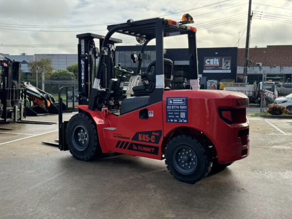 Summit K45D 4.5 Ton Diesel Forklift With Yanmar Engine (4.5m, 3 Stage) - Image 11