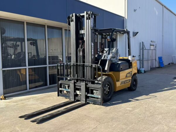 Summit K50DC-6 5 Ton Diesel Forklift (6m, 3 Stage) - Image 3