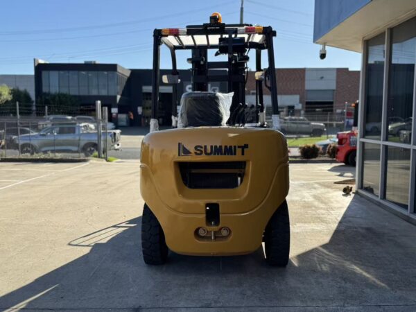 Summit K50DC-6 5 Ton Diesel Forklift (6m, 3 Stage) - Image 8