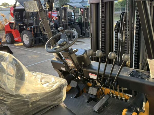 Summit K50DC-6 5 Ton Diesel Forklift (6m, 3 Stage) - Image 15
