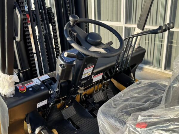 Summit K50DC-6 5 Ton Diesel Forklift (6m, 3 Stage) - Image 16